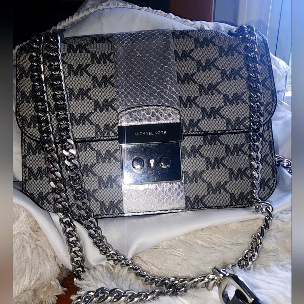 Michael Kors Shoulder bag